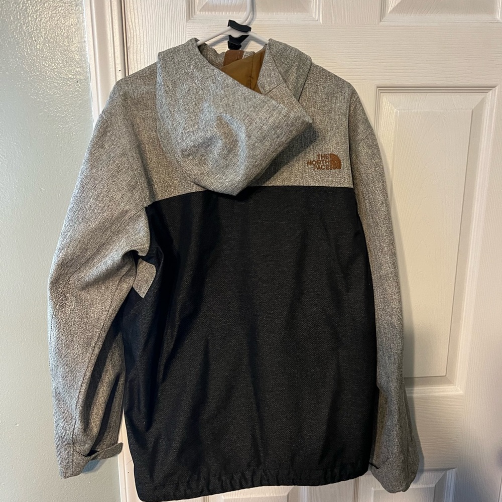 Men’s Large North Face DryVent Waterproof Jacket. New without Tags. - Picture 3 of 5
